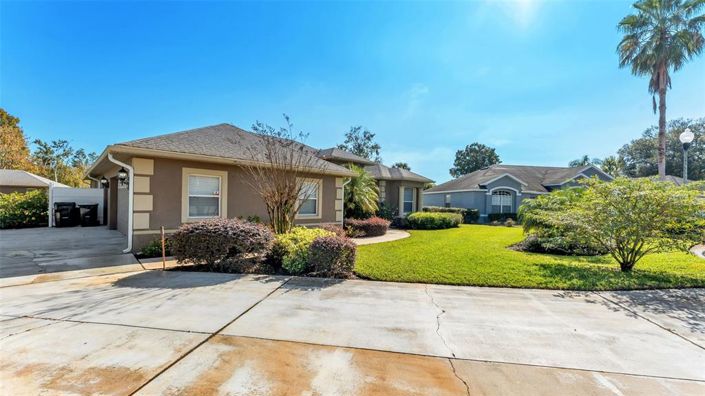 Image No.8-3 Bed Property for sale