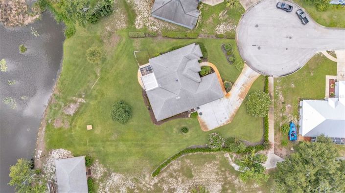 Image No.9-3 Bed Property for sale