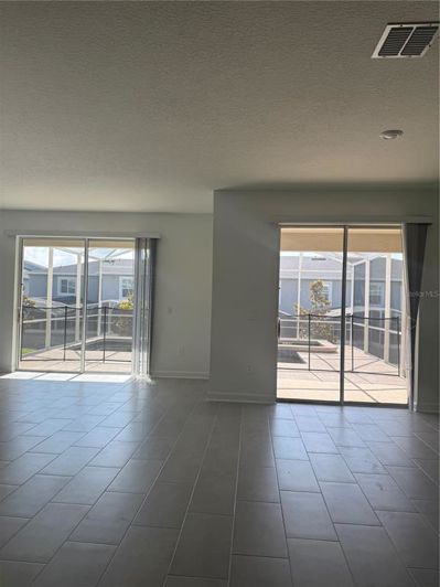 Image No.2-6 Bed Property for sale