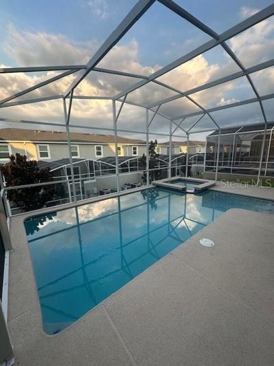 Image No.27-6 Bed Property for sale