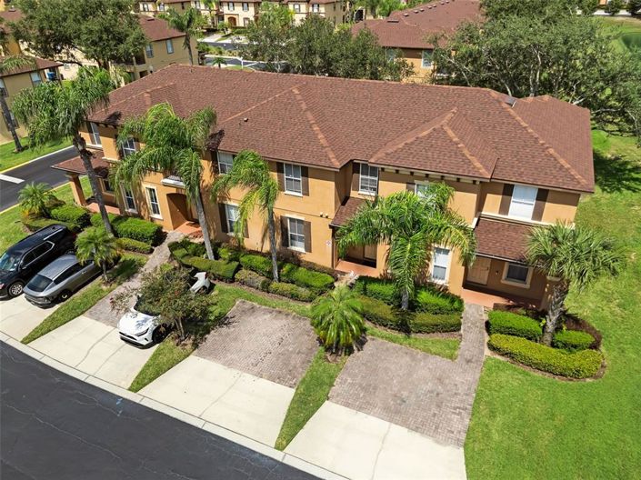 Image No.25-4 Bed Townhouse for sale