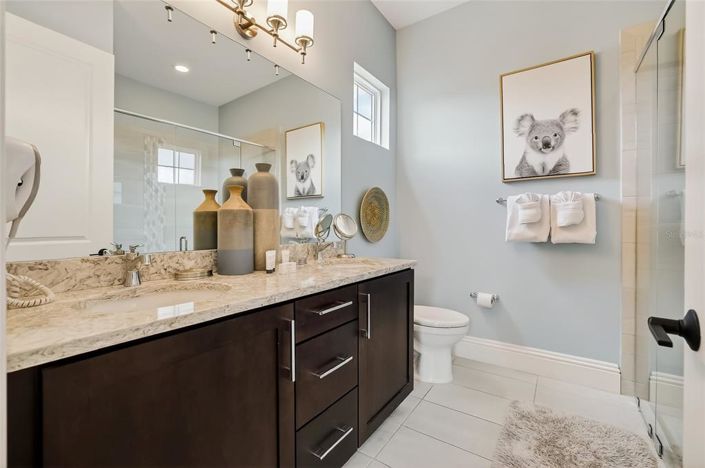 Image No.13-9 Bed Property for sale