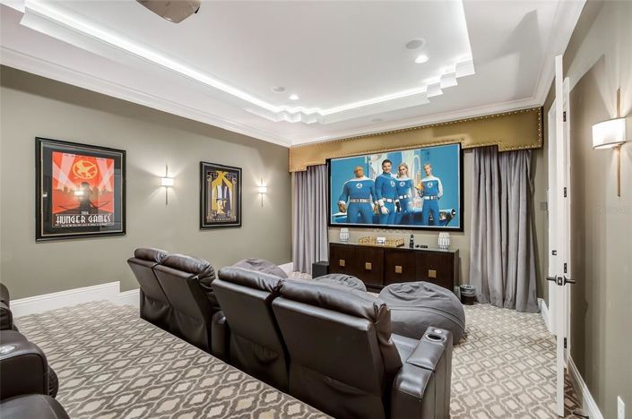 Image No.29-9 Bed Property for sale