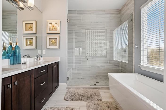 Image No.36-9 Bed Property for sale