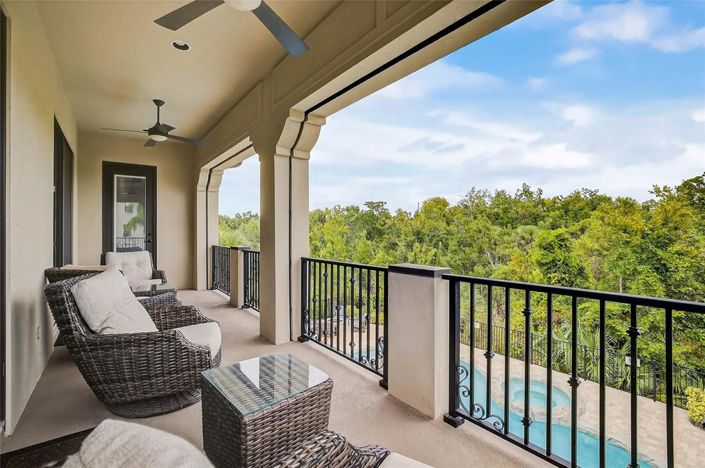 Image No.37-9 Bed Property for sale