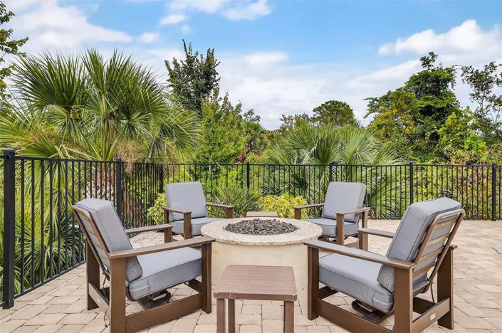 Image No.44-9 Bed Property for sale