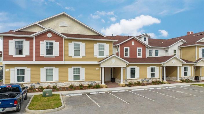 Image No.2-5 Bed Townhouse for sale