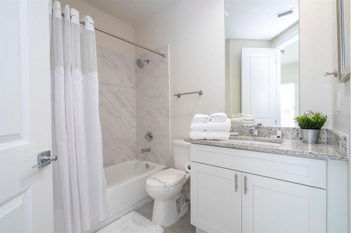 Image No.24-5 Bed Townhouse for sale