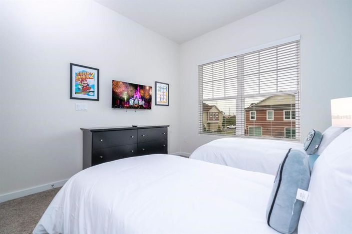 Image No.36-5 Bed Townhouse for sale