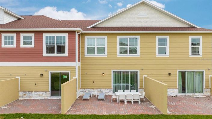 Image No.50-5 Bed Townhouse for sale