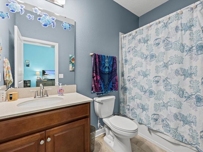 Image No.20-4 Bed Property for sale