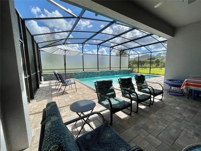 Image No.4-4 Bed Property for sale