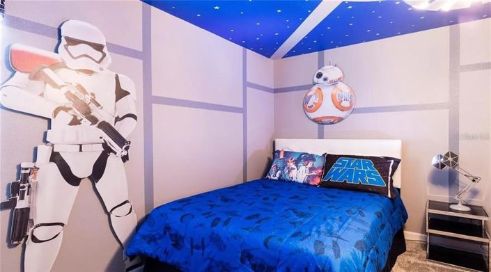 Image No.26-8 Bed Property for sale