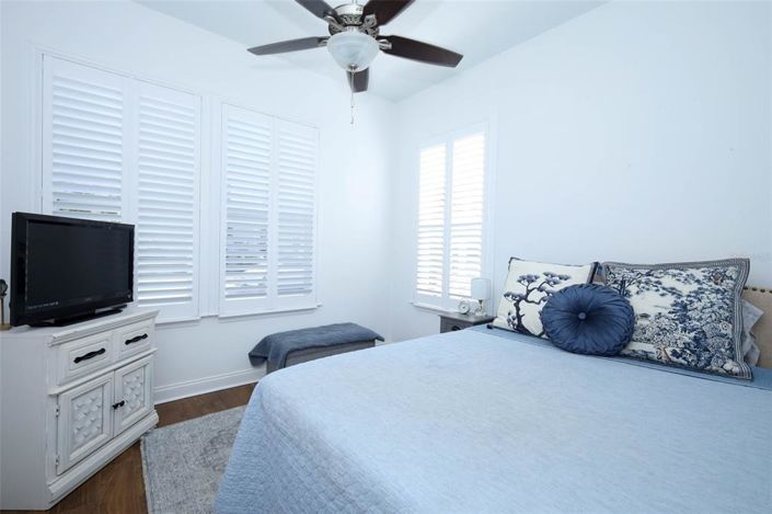 Image No.22-2 Bed Property for sale