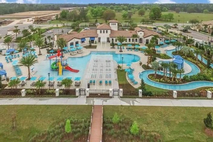 Image No.24-8 Bed Property for sale