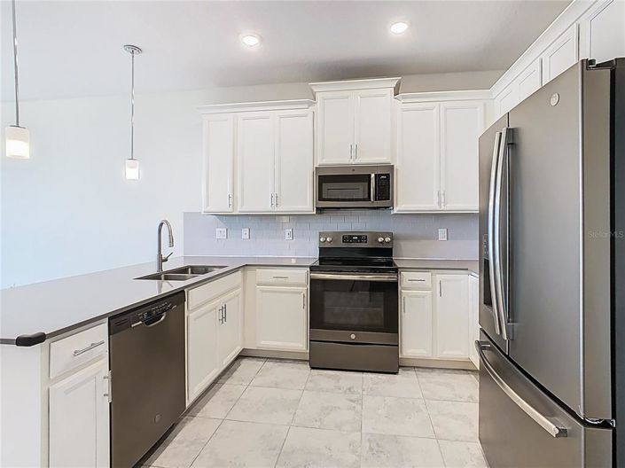 Image No.5-3 Bed Townhouse for sale