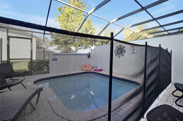 Image No.28-3 Bed Townhouse for sale