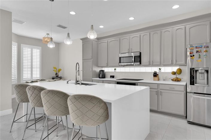 Image No.11-3 Bed Property for sale