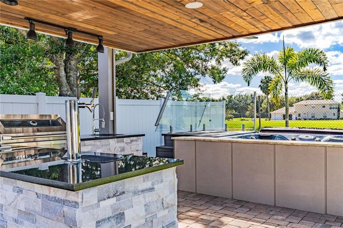 Image No.28-3 Bed Property for sale