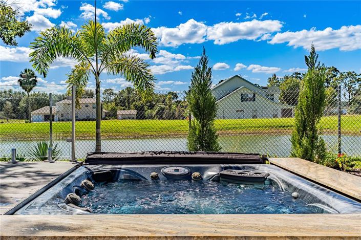 Image No.30-3 Bed Property for sale