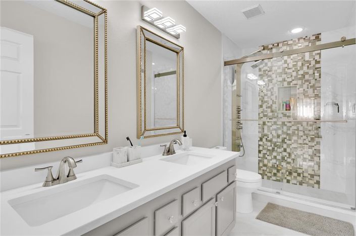 Image No.37-3 Bed Property for sale