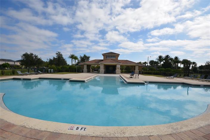 Image No.13-4 Bed Property for sale