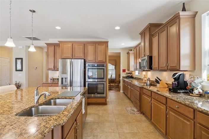 Image No.25-4 Bed Property for sale