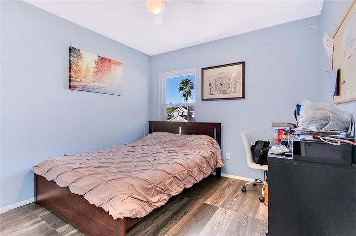 Image No.12-4 Bed Property for sale