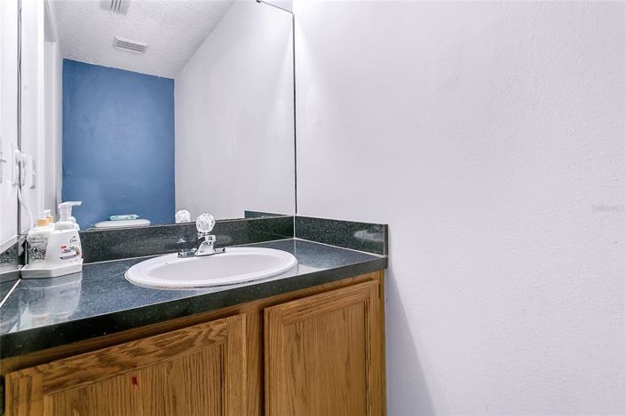 Image No.15-4 Bed Property for sale