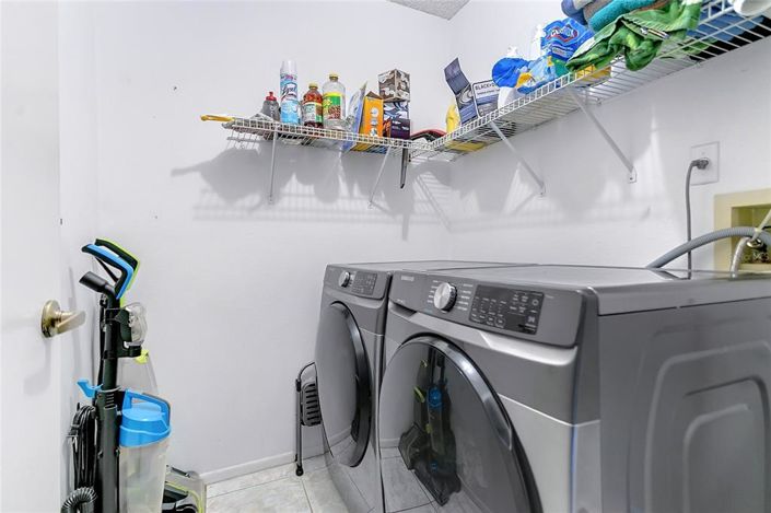 Image No.20-4 Bed Property for sale