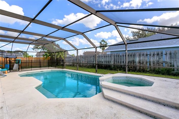 Image No.24-4 Bed Property for sale