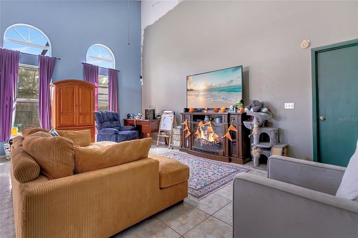 Image No.5-4 Bed Property for sale