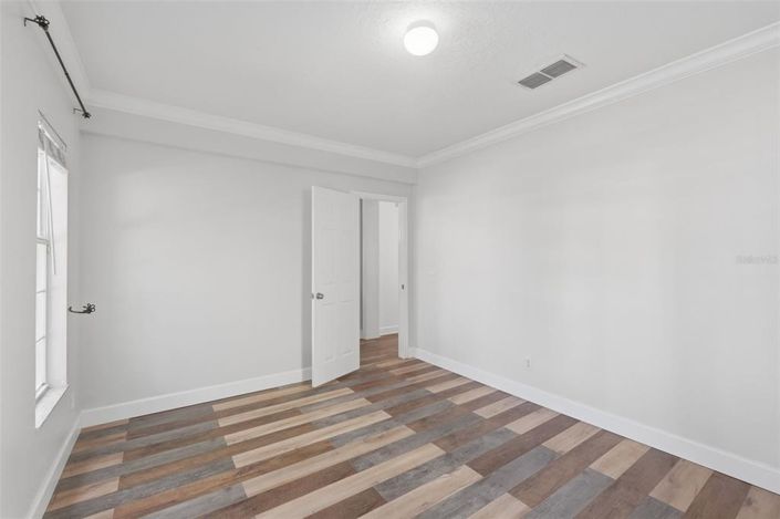 Image No.8-3 Bed Property for sale