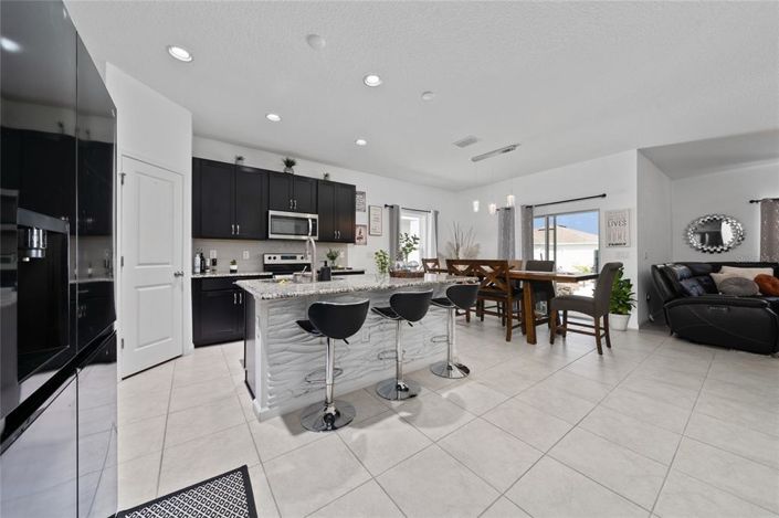 Image No.15-4 Bed Property for sale