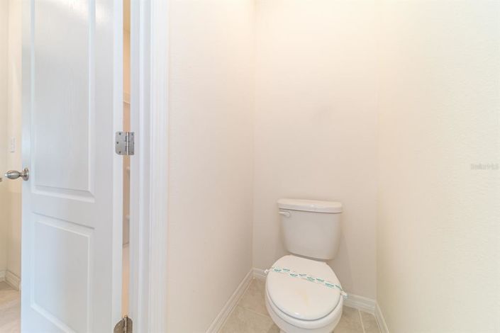 Image No.41-3 Bed Property for sale