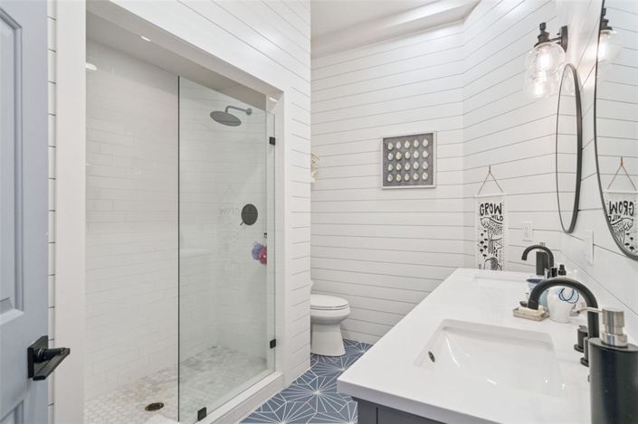 Image No.30-5 Bed Property for sale