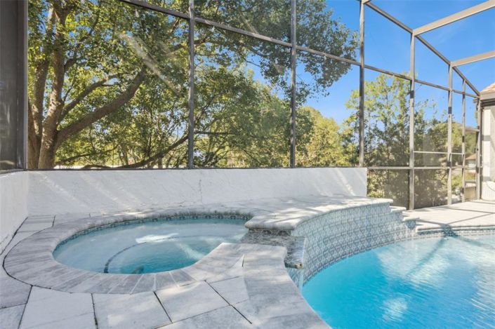 Image No.36-5 Bed Property for sale