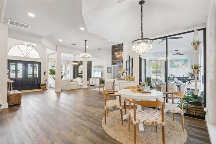 Image No.8-5 Bed Property for sale