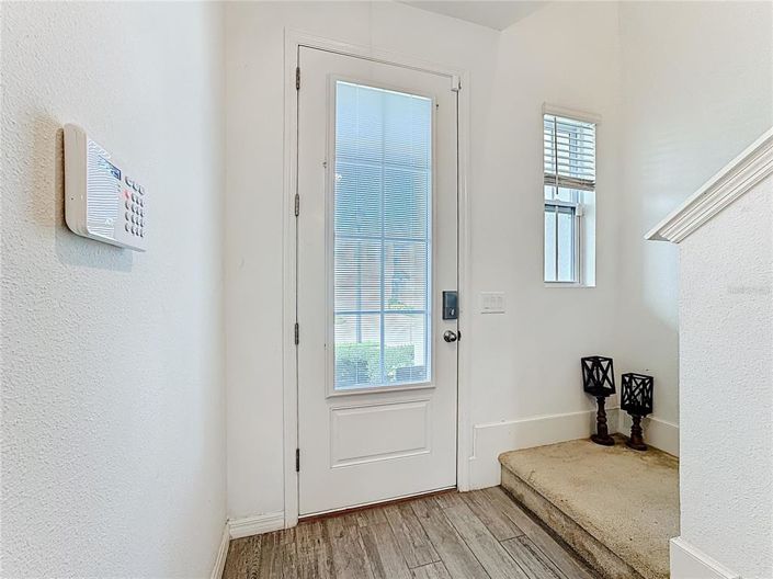 Image No.10-3 Bed Townhouse for sale