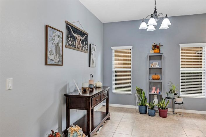 Image No.11-4 Bed Property for sale