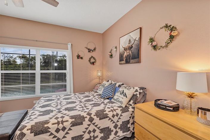 Image No.17-4 Bed Property for sale