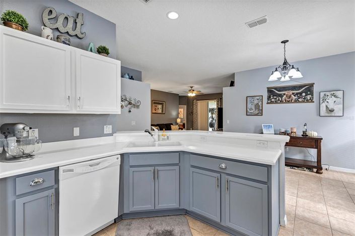 Image No.8-4 Bed Property for sale