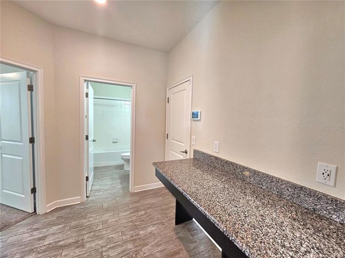 Image No.20-4 Bed Property for sale