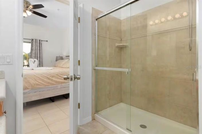 Image No.12-3 Bed Property for sale