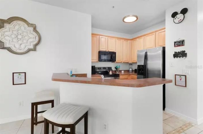 Image No.15-3 Bed Property for sale