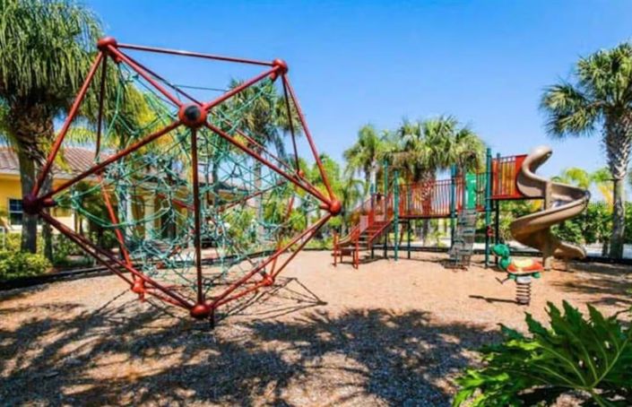 Image No.25-3 Bed Property for sale