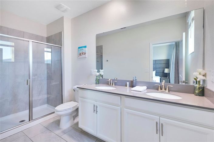 Image No.19-6 Bed Property for sale