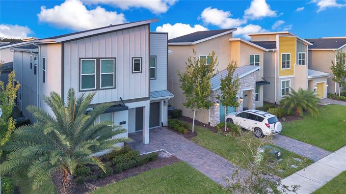 Image No.28-6 Bed Property for sale