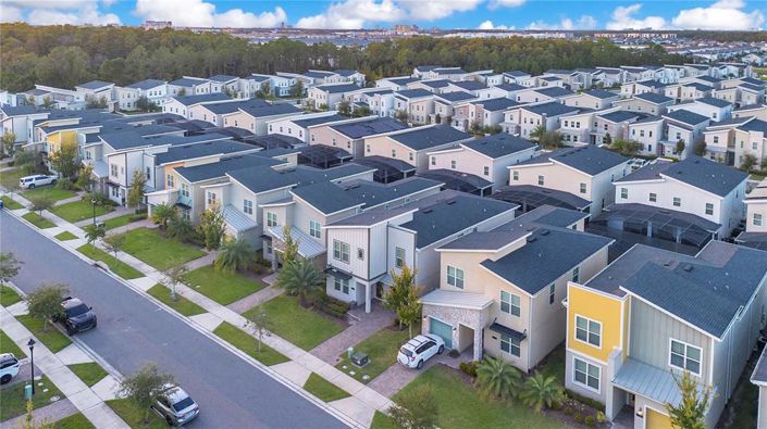 Image No.31-6 Bed Property for sale