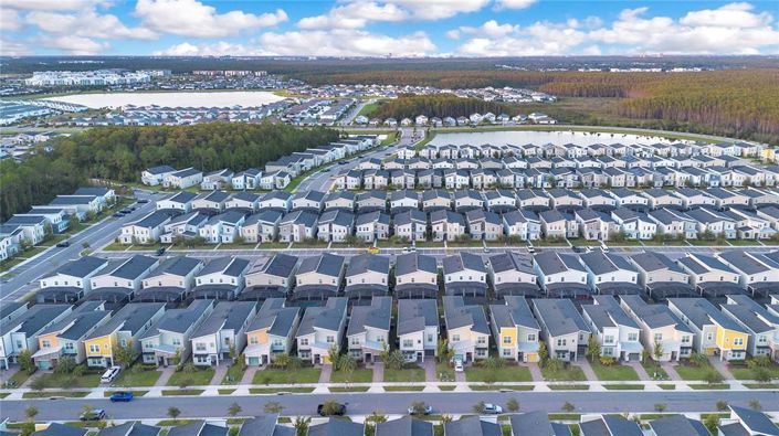 Image No.34-6 Bed Property for sale